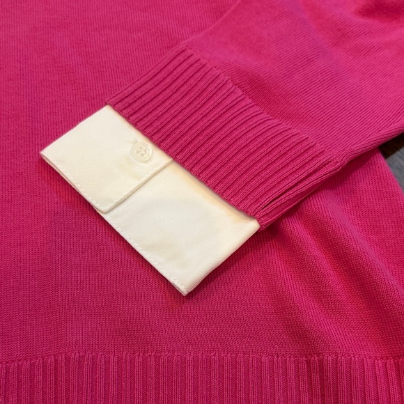 Issac Mizrahi Women's Layered Pink V-Neck Sweater with White Collar Small - Picture 5 of 9